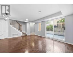 122 - 20 Elsie Lane, Toronto, ON M6P3N9 Photo 12