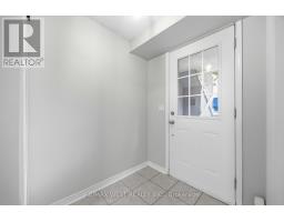 122 - 20 Elsie Lane, Toronto, ON M6P3N9 Photo 7