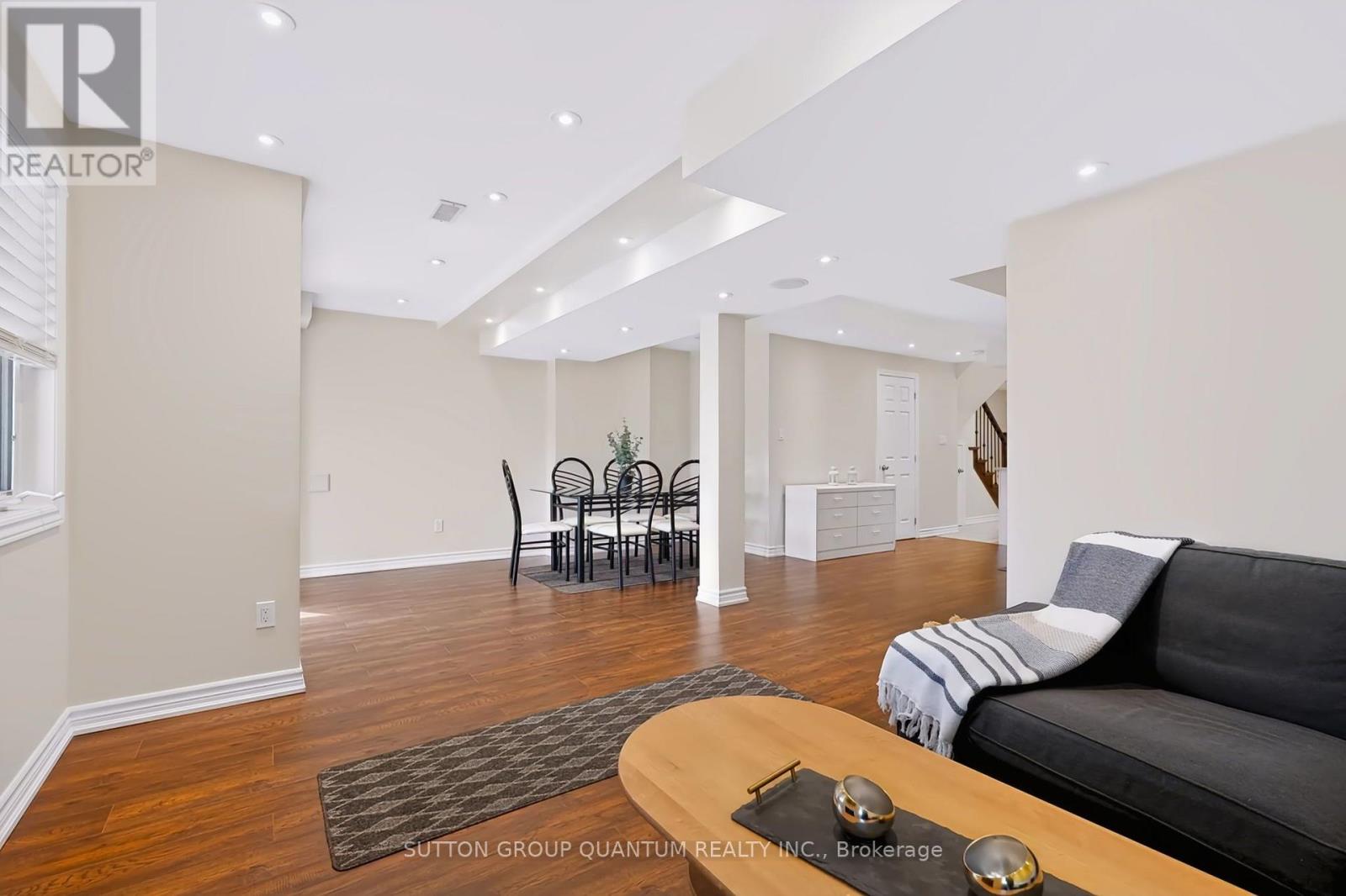 1487 ROLPH TERRACE - 45