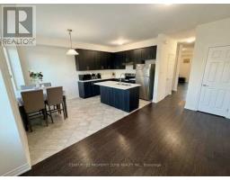 Foyer - Main/upper - 31 Hashmi Place, Brampton, ON L6Y6J9 Photo 6