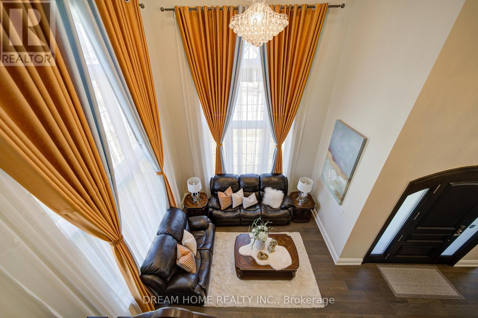 476 TENNYSON DRIVE - 27