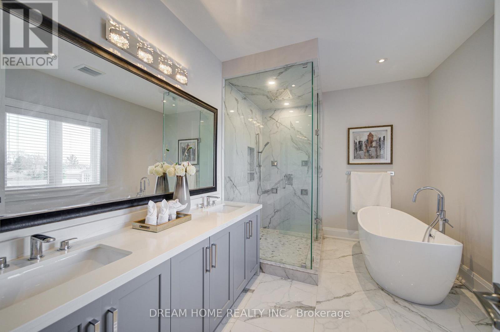 476 TENNYSON DRIVE - 33