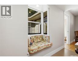 Family room - 30 Lake Street, Regina, SK S4S4A8 Photo 13