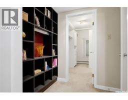 30 Lake Street, Regina, SK S4S4A8 Photo 23