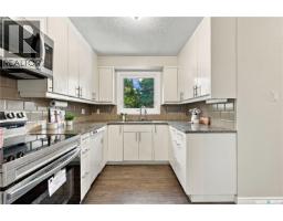 4pc Bathroom - 3718 Taylor Street E, Saskatoon, SK S7H5J3 Photo 8