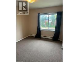 775 Frederick Street Unit# 6, Kitchener, ON N2B2B4 Photo 7