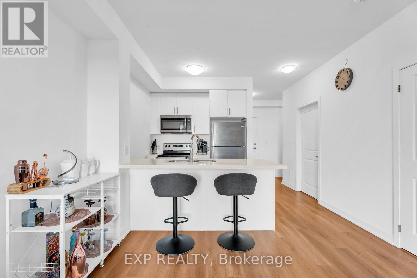 #711 450 DUNDAS STREET EAST STREET - 12