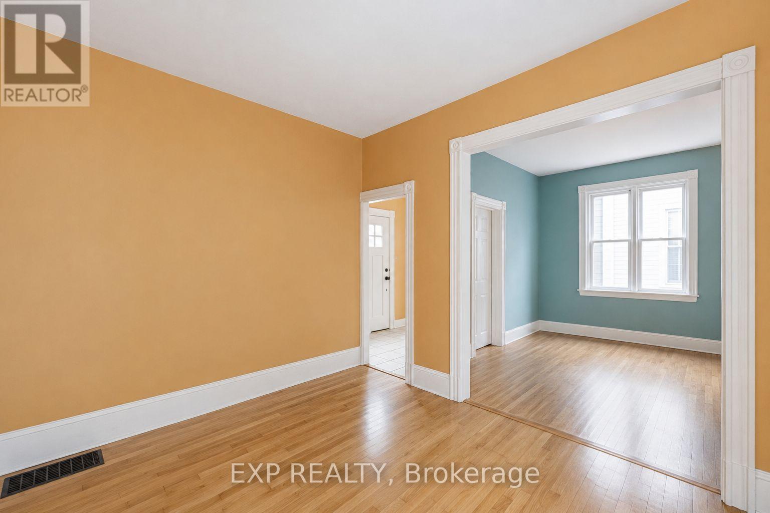 #451 & 453 453 CATHERINE STREET N - Image 15