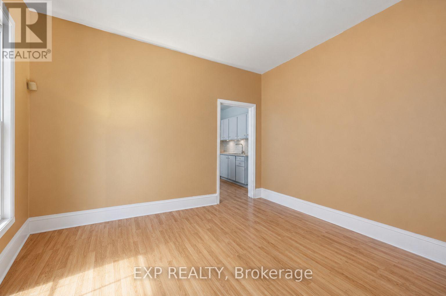 #451 & 453 453 CATHERINE STREET N - Image 17