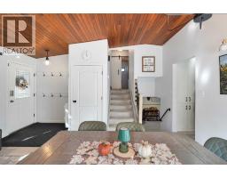 3pc Bathroom - 9426 64 Avenue, Grande Prairie, AB T8W1B5 Photo 7