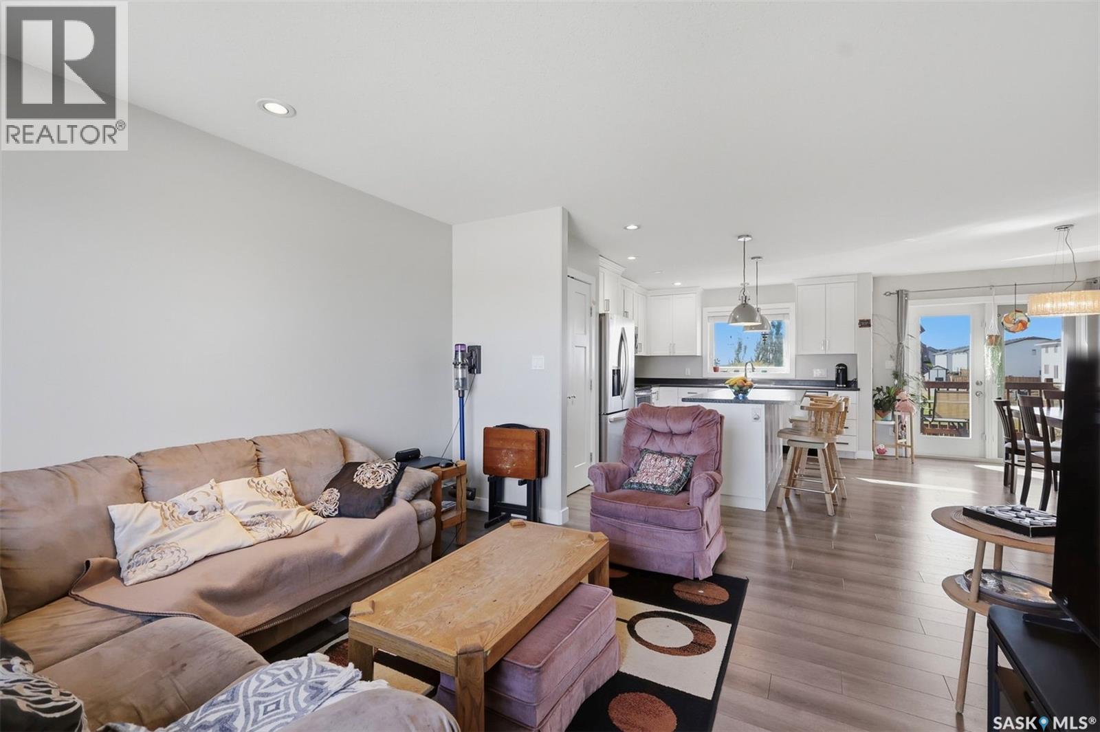 301 Haichert STREET W - Image 7