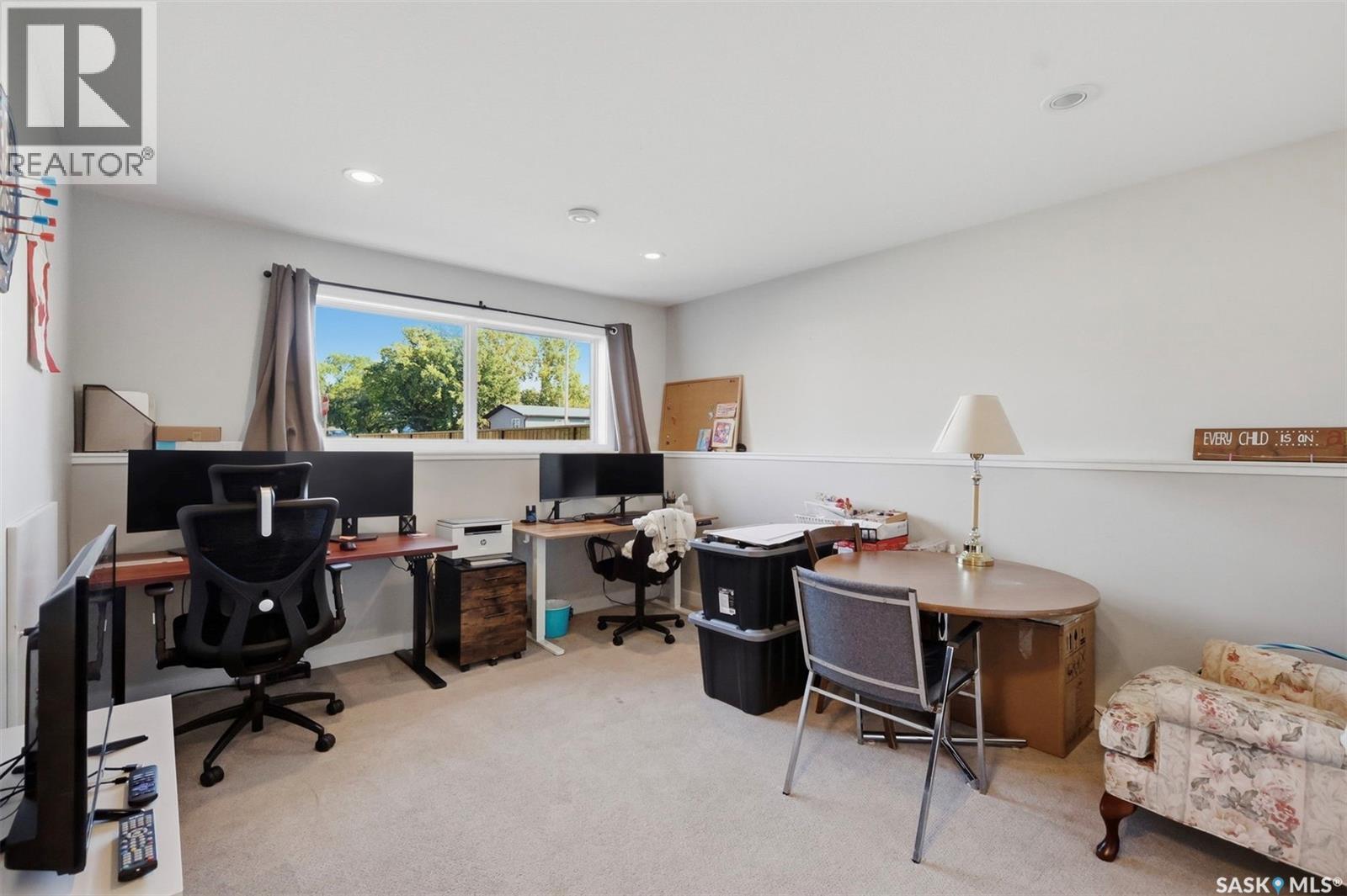301 Haichert STREET W - Image 36