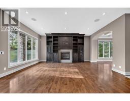 4 Aspen Cliff Close Sw, Calgary, AB T3H0L9 Photo 11