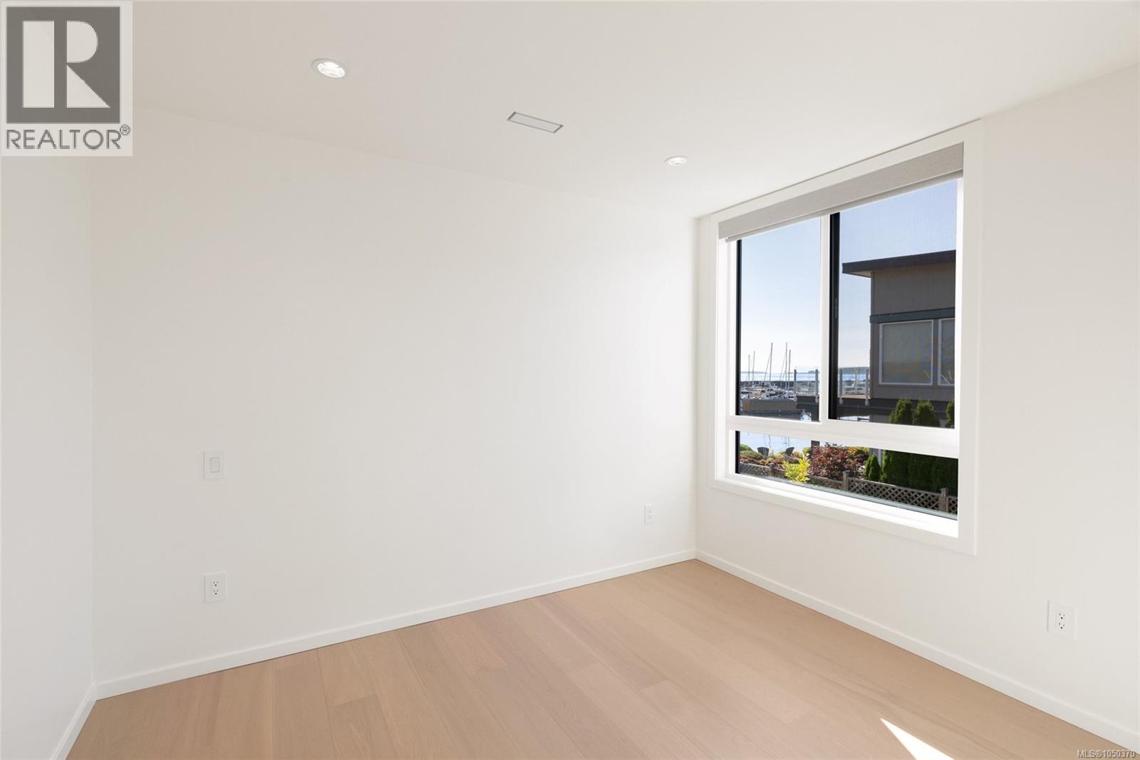 #1 2525 Rothesay Ave - Image 21