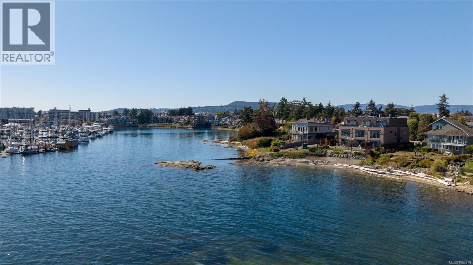 #1 2525 Rothesay Ave - 30