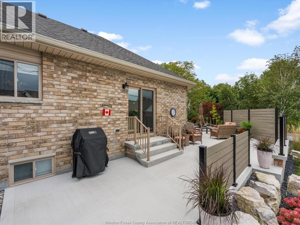 28 Mettawas LANE - 33
