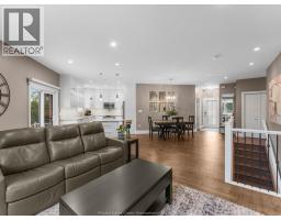 Foyer - 28 Mettawas Lane, Kingsville, ON N9Y0A2 Photo 11