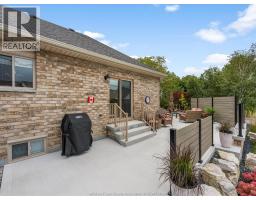 28 Mettawas Lane, Kingsville, ON N9Y0A2 Photo 33