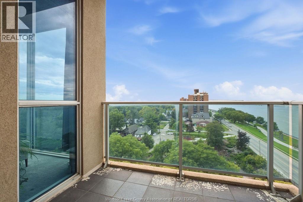 #801 1225 RIVERSIDE DRIVE - 25