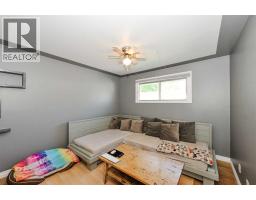 5420 50 Avenue, Camrose, AB T4V0T4 Photo 13