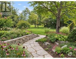2445 Binbrook Road, Hamilton, ON L0R1C0 Photo 32