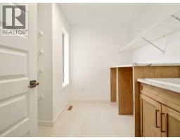 421 Blackwolf Boulevard N - photo 20