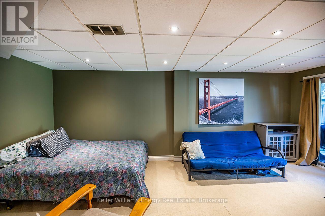 409 HARRIS STREET - Image 37