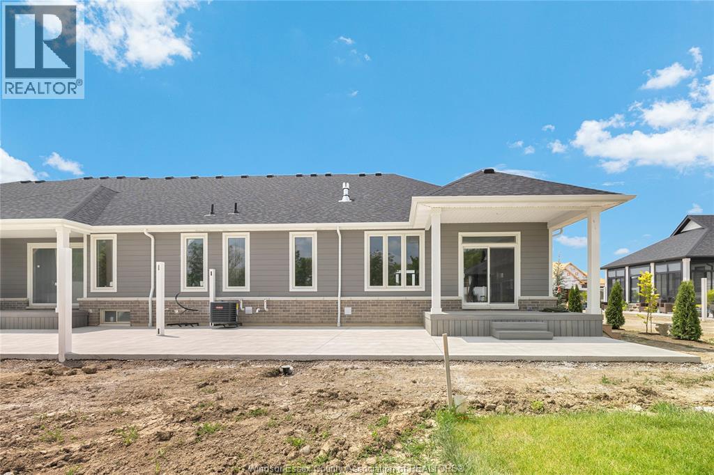 445 CASERTA CRESCENT - 37