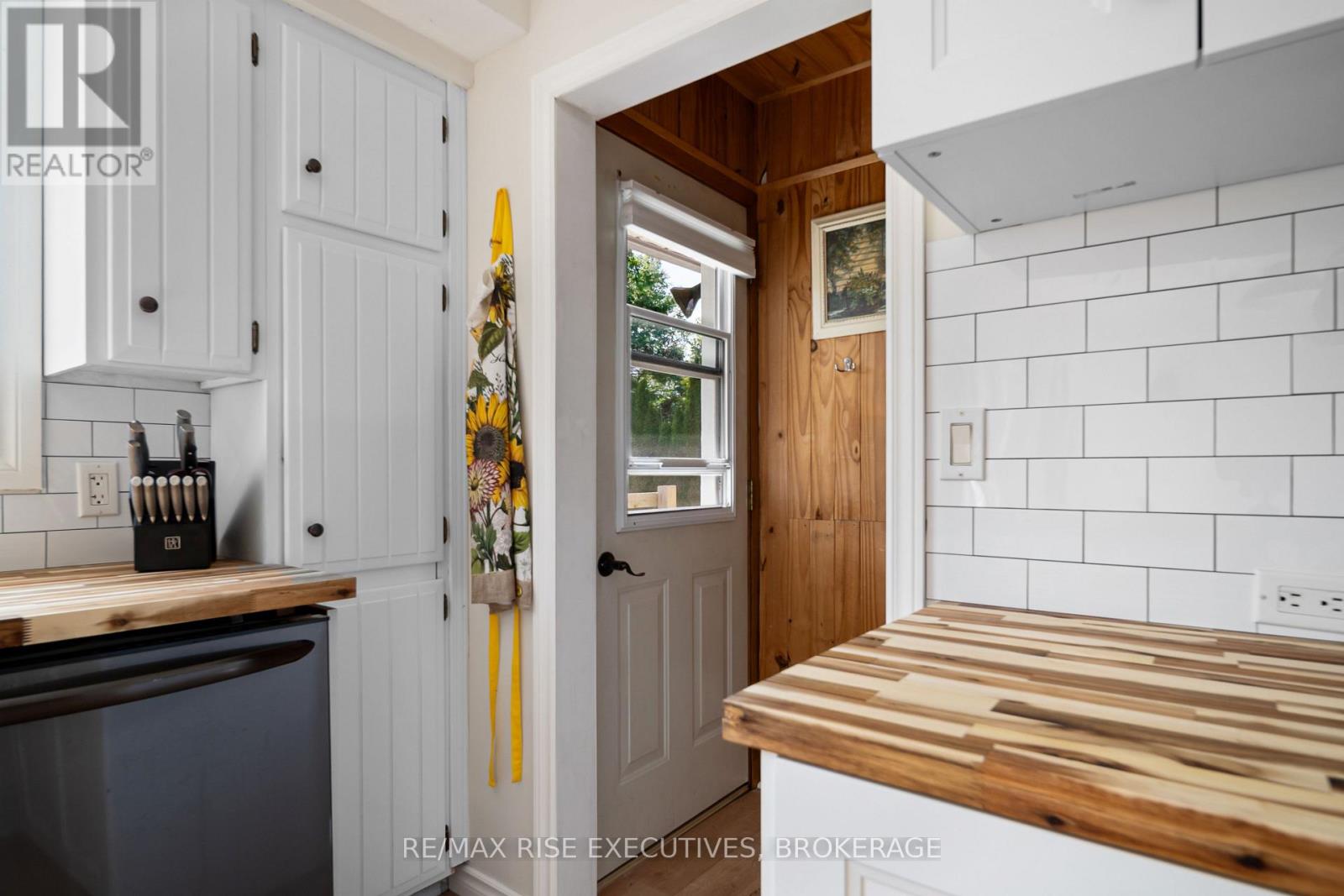 2547 KEPLER ROAD - 18