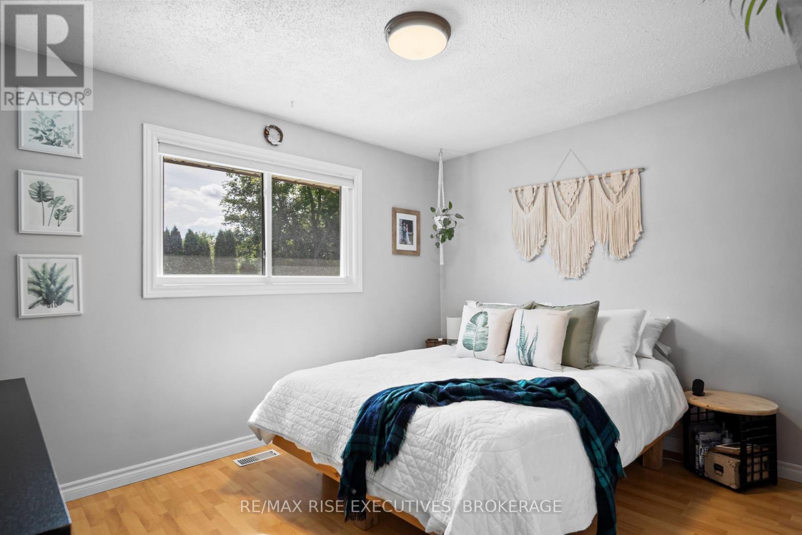 2547 KEPLER ROAD - 19