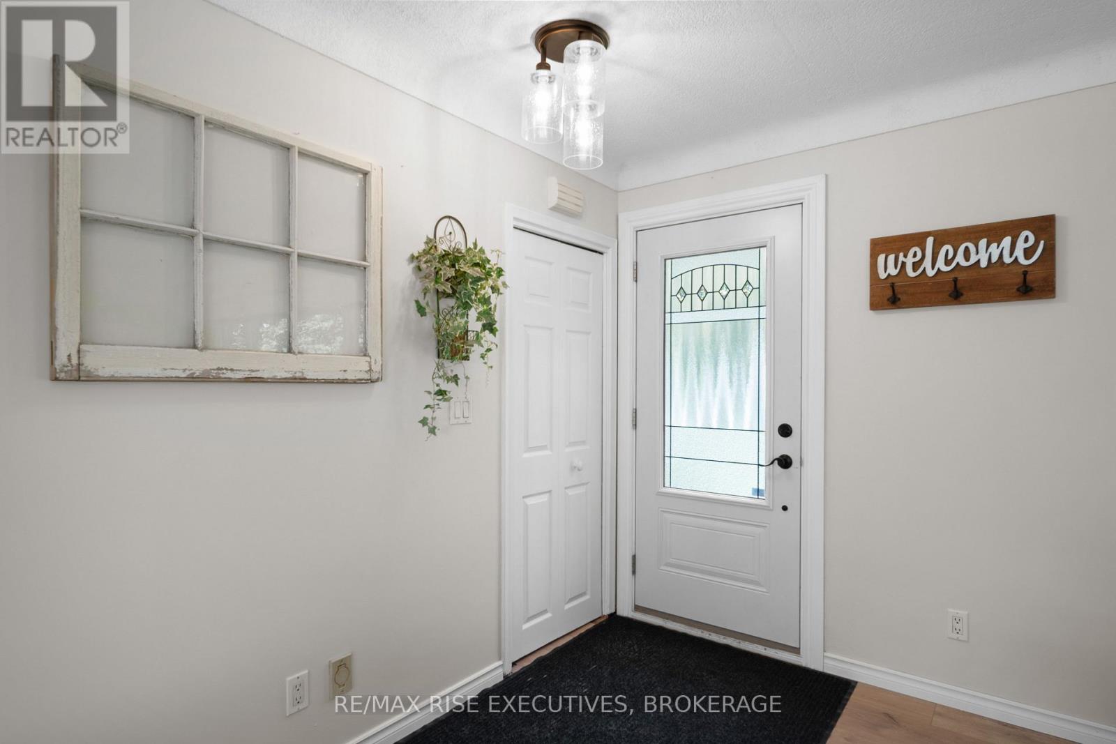 2547 KEPLER ROAD - 4