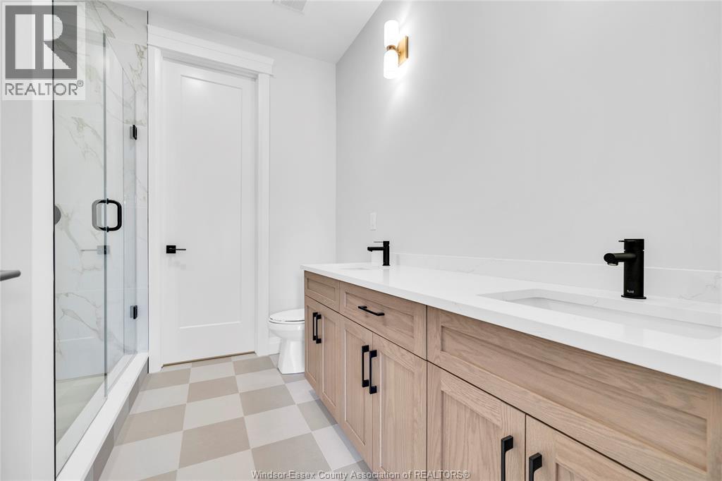 445 CASERTA CRESCENT - Image 22