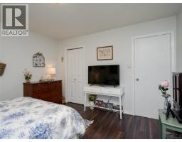 201 1215 Bay St, Victoria, BC V8T1S7 Photo 13