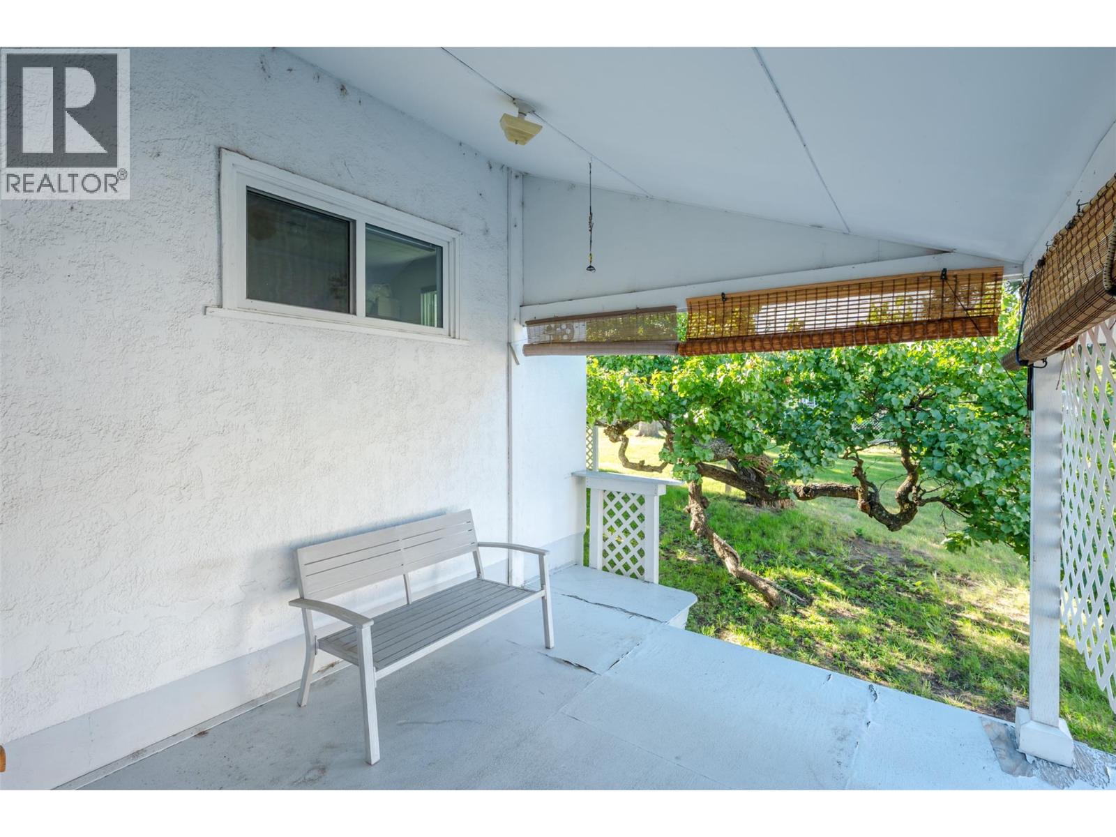 525 Skagit Avenue, Oliver