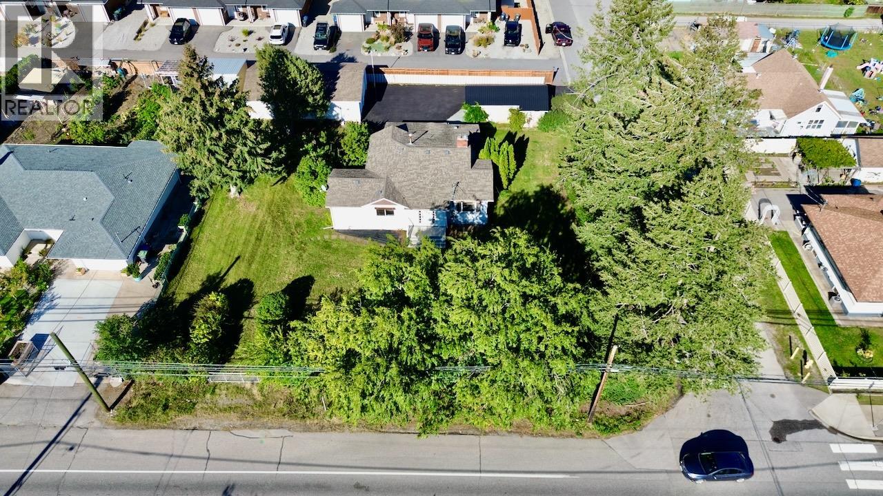 525 Skagit Avenue, Oliver