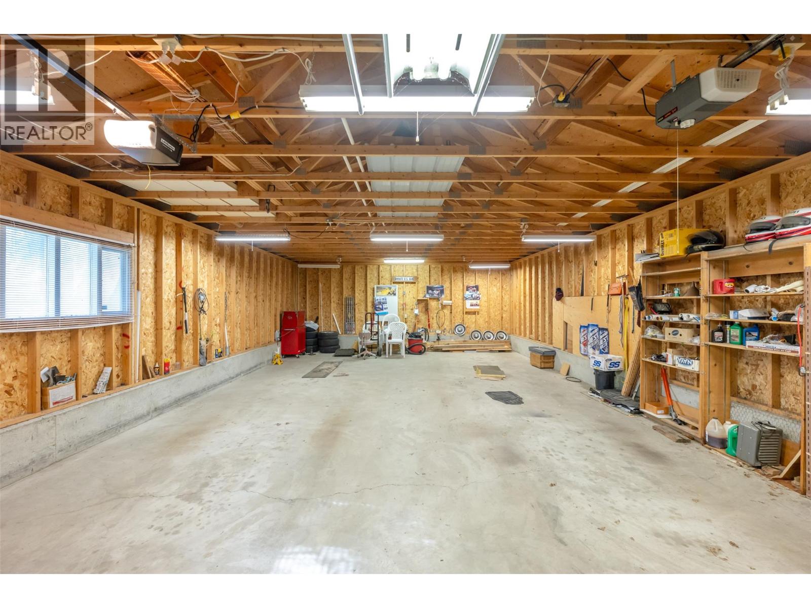 525 Skagit Avenue, Oliver