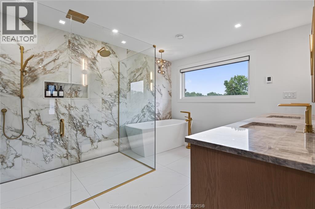2549 MAYFAIR AVENUE South - 34
