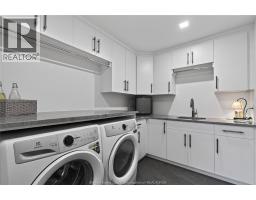 2549 Mayfair Avenue South, Lasalle, ON N9J3P1 Photo 32