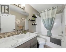59 Village Crescent, Red Deer, AB T4R0P3 Photo 15