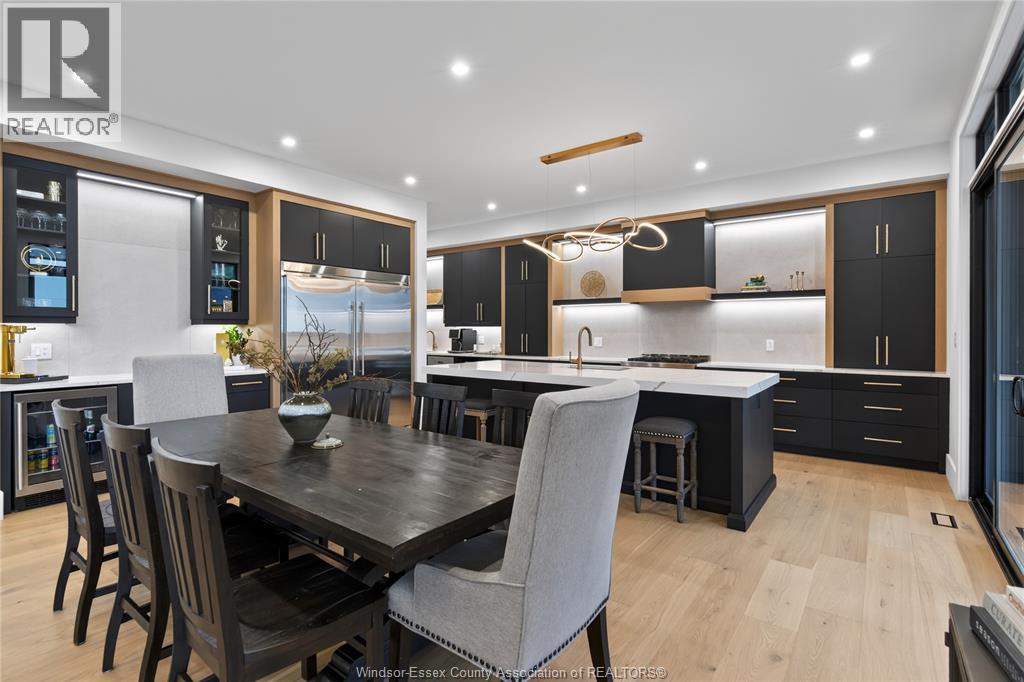 2549 MAYFAIR AVENUE South - 13