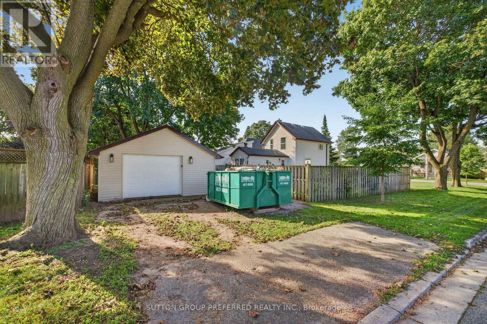 118 DELAWARE STREET - 42