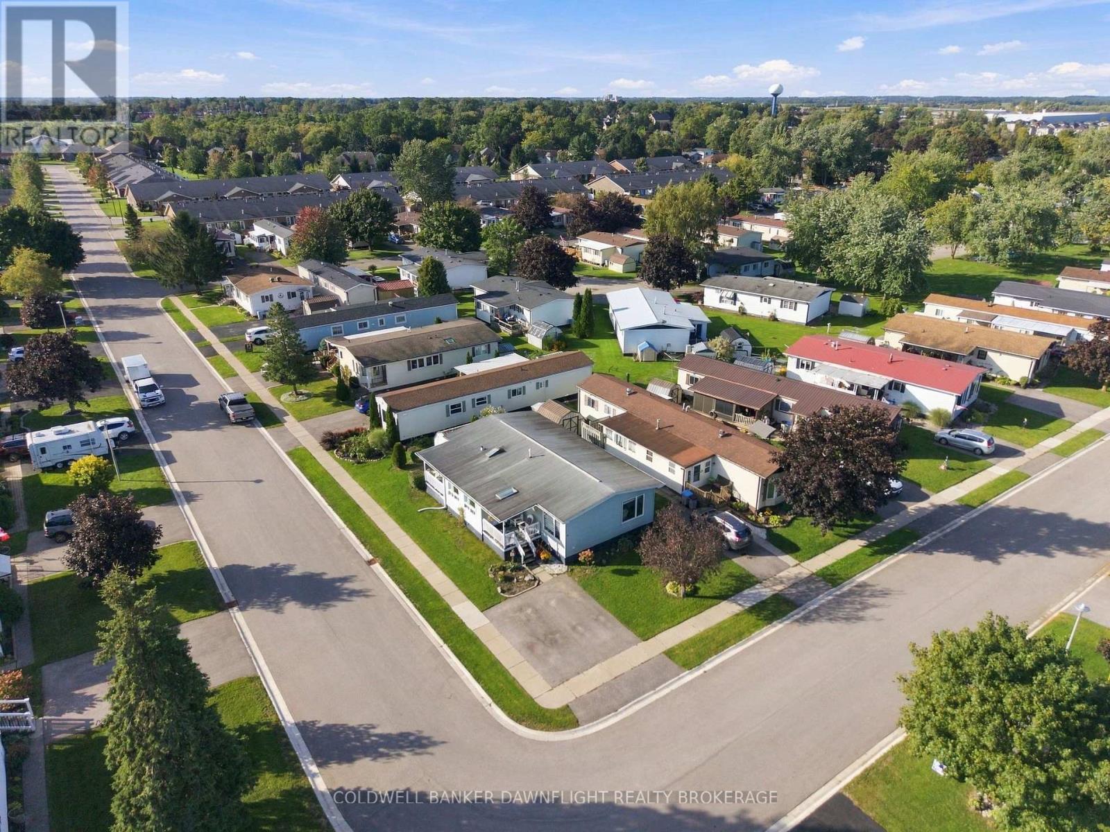 29 Redford Drive, South Huron (Exeter), Ontario, N0M1S3, South Huron (Exeter), Ontario — photo 3 of 5