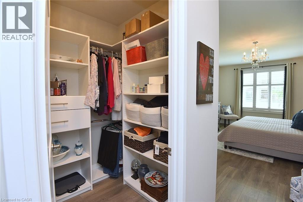 #114 830 MEGSON Terrace - 28