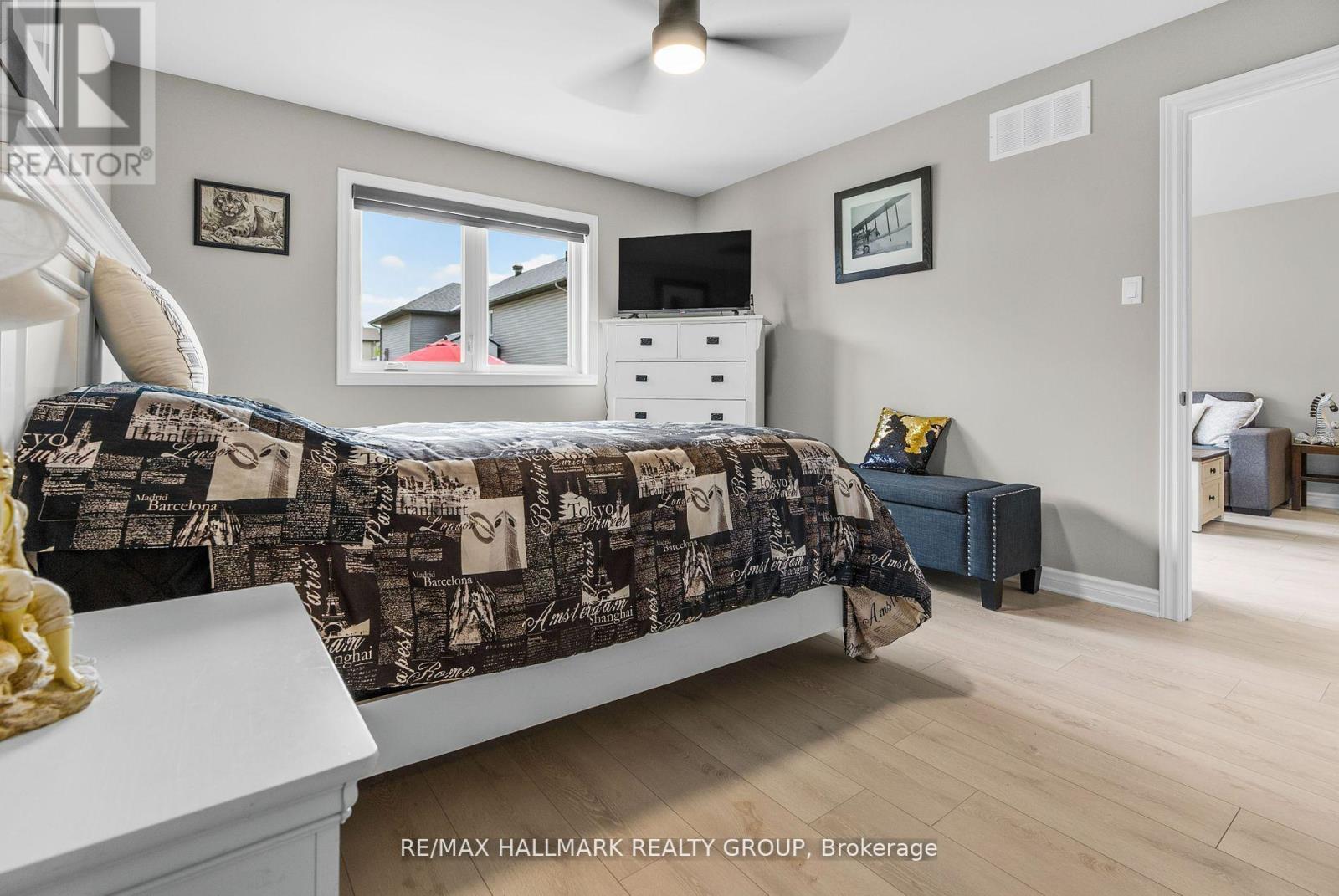92 SEABERT DRIVE - 17