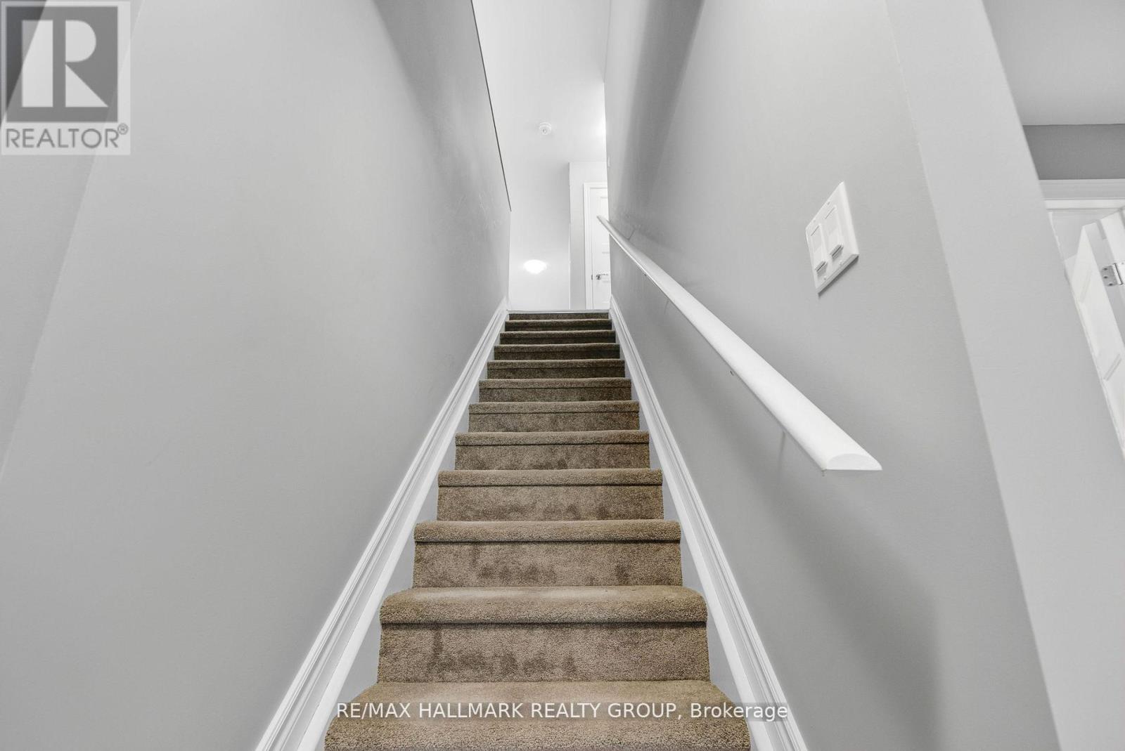 92 SEABERT DRIVE - 20