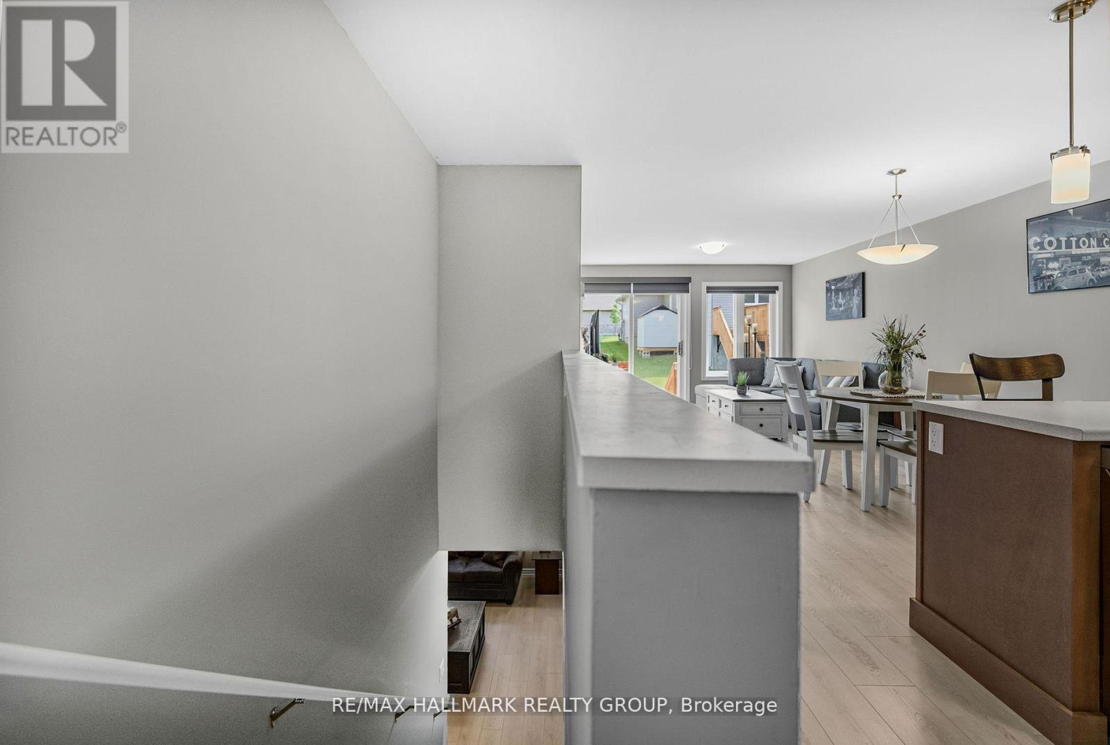 92 SEABERT DRIVE - 21