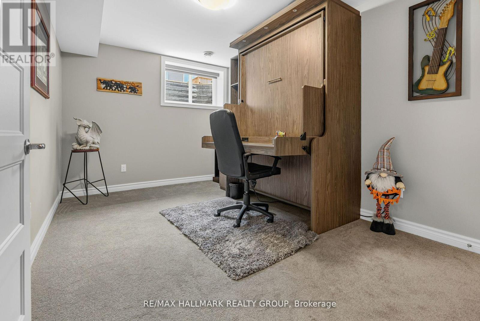 92 SEABERT DRIVE - 25