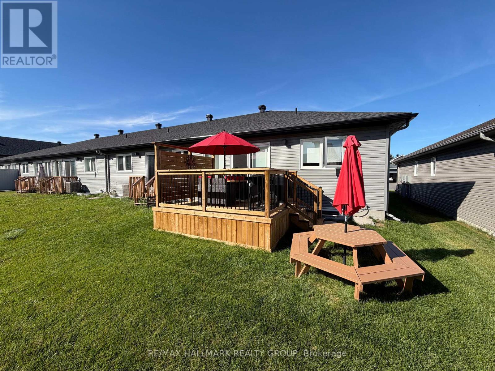 92 SEABERT DRIVE - 31