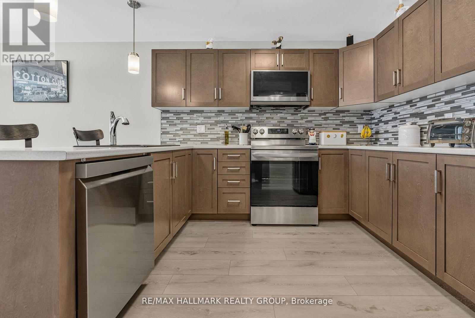 92 SEABERT DRIVE - 7