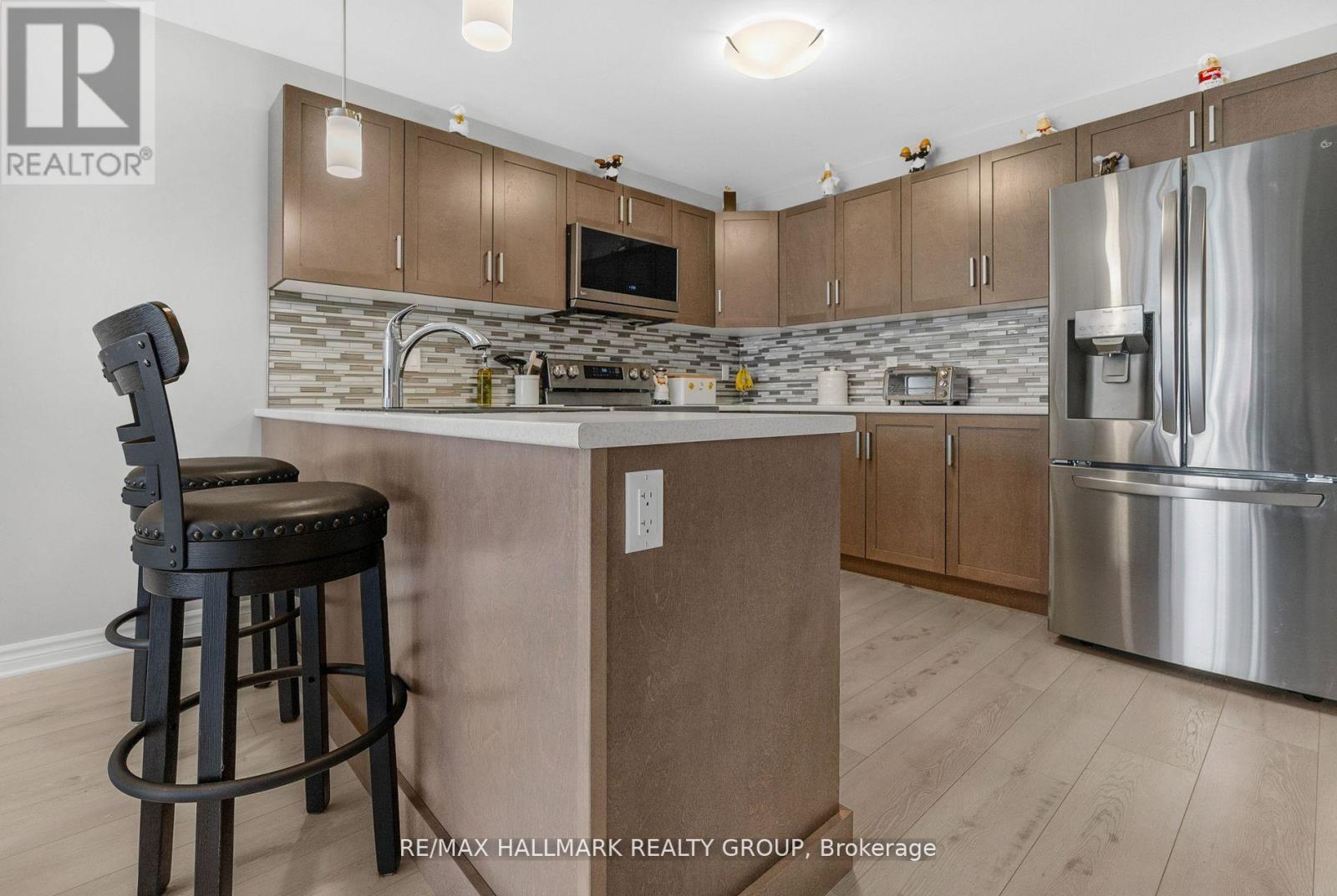 92 SEABERT DRIVE - 8